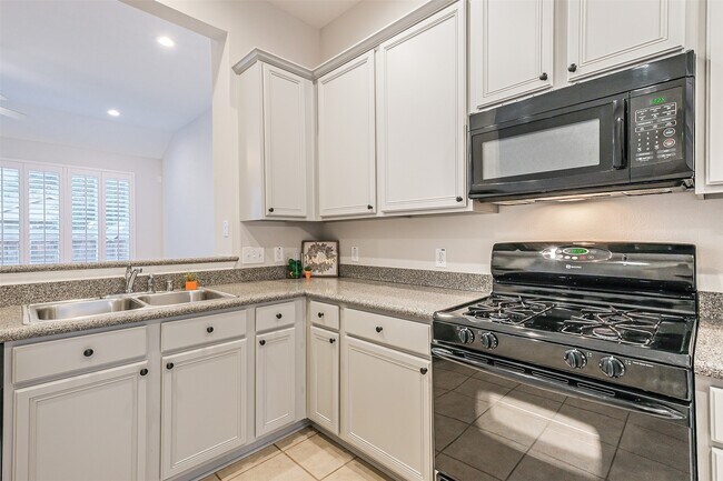 Building Photo - 9718 Catalina Leaf Ln