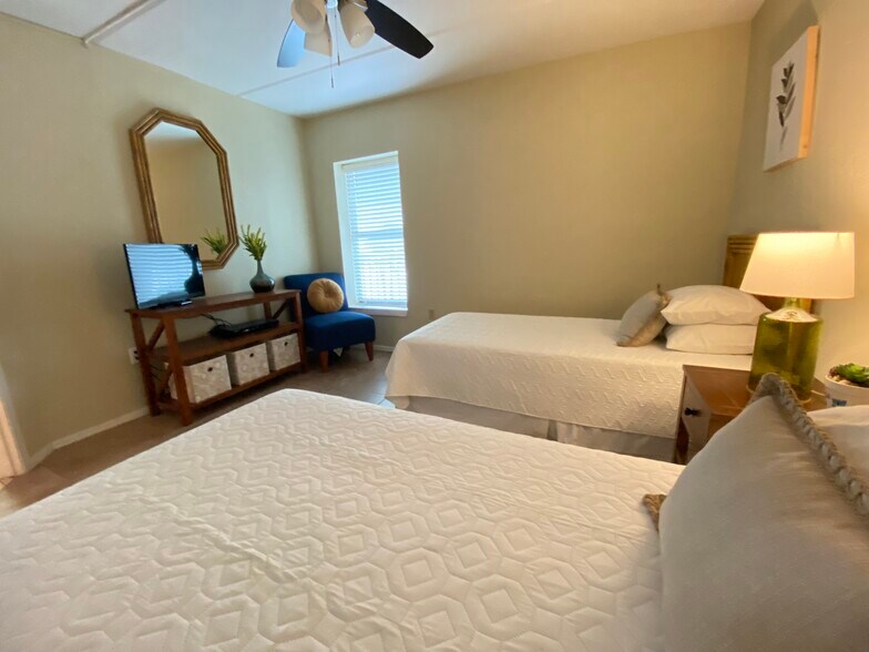 Bedroom two - 404 Padre Blvd