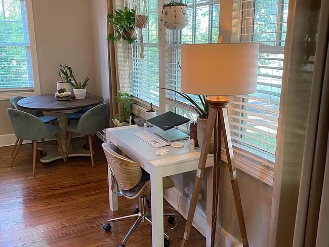 Building Photo - 2628 Union Ave Extended