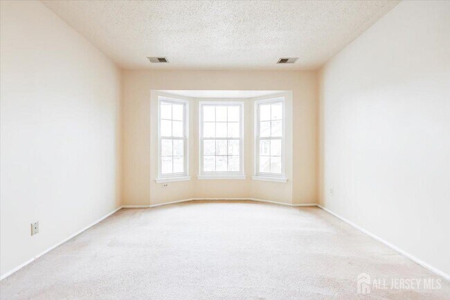 Building Photo - 54 Tanglewood Ct