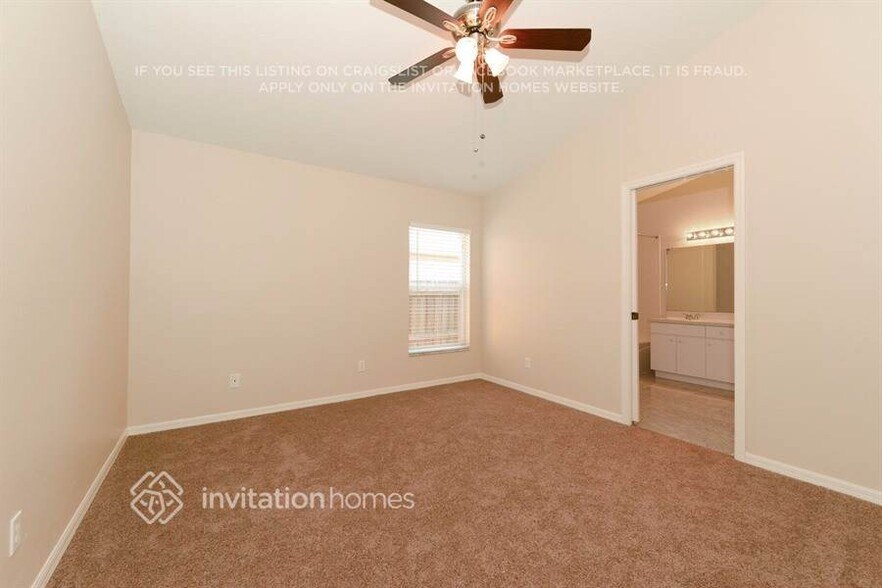 Building Photo - 521 Greg St