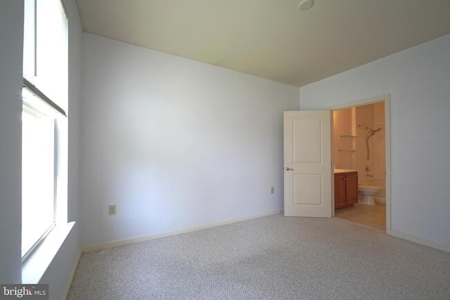 Building Photo - 2665 Prosperity Ave