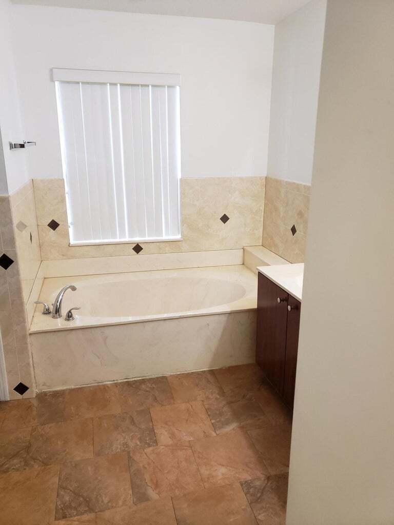 Building Photo - 6759 Silver Ridge Ln