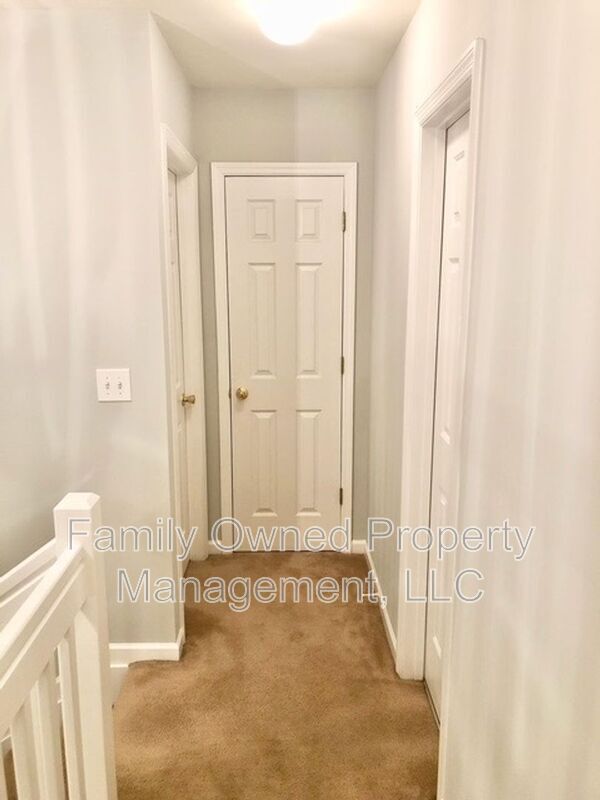 Building Photo - 200 Pond Pine Trail