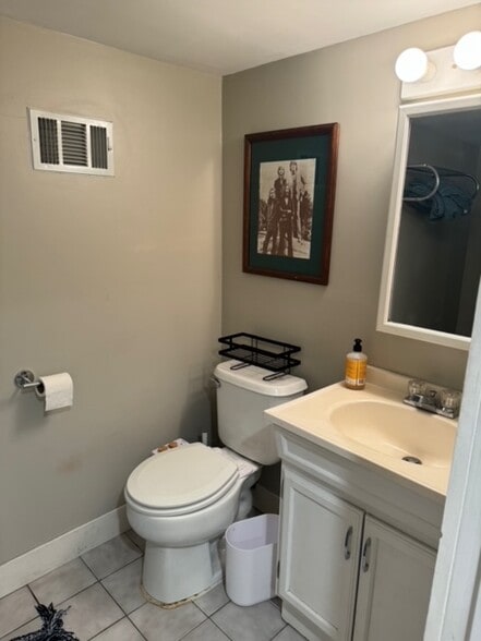 Bathroom 2 - 1333 S 200 E