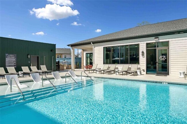 Building Photo - 1450 Peachtree Industrial Blvd