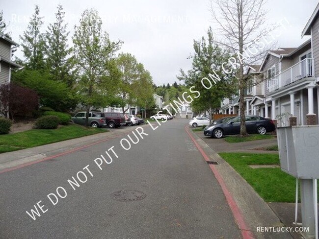 Building Photo - 205 S 51st St