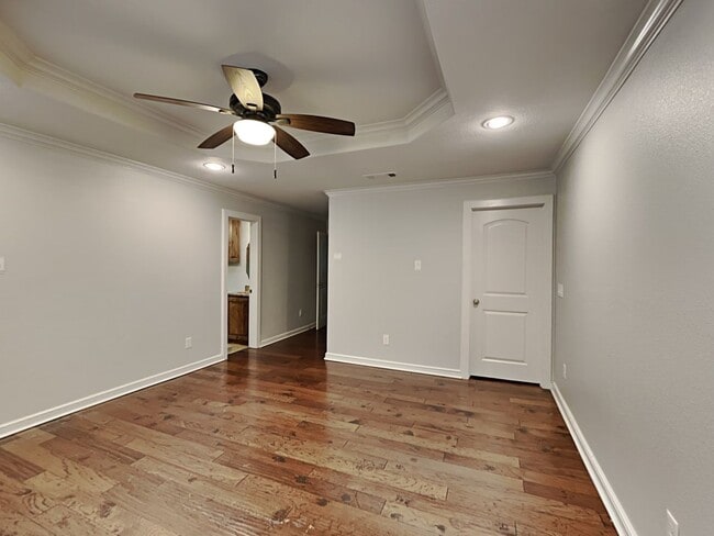 Building Photo - Spacious 4 Bed 2 Bath Home with Fireplace, Covered Patio & Fenced Yard in Denton, TX