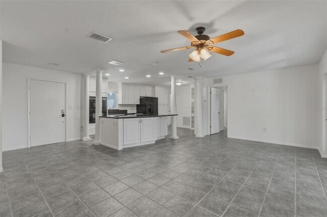 Building Photo - 11178 112th Ave