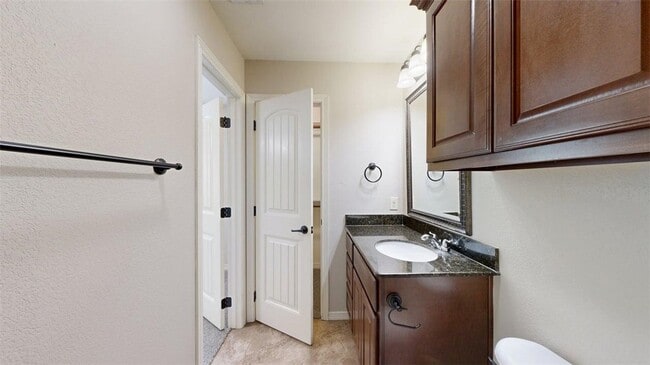 Building Photo - 454 Chimney Hill Dr