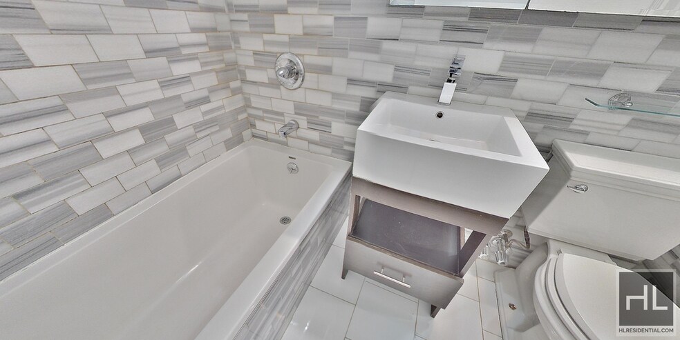 Building Photo - East 13th Street