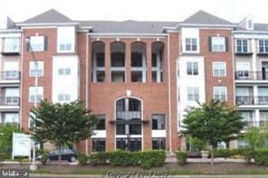 Primary Photo - 501 Hungerford Dr