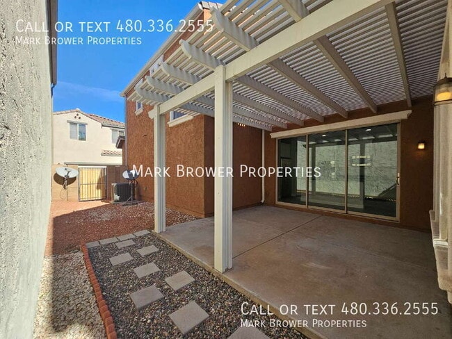 Building Photo - 8964 W Northview Ave