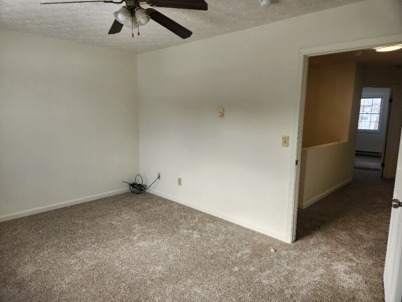 Building Photo - 4949 Catherine Ct