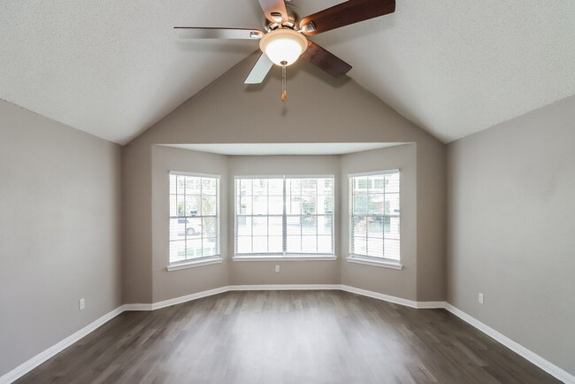 Building Photo - 2714 Ashford Trail Dr