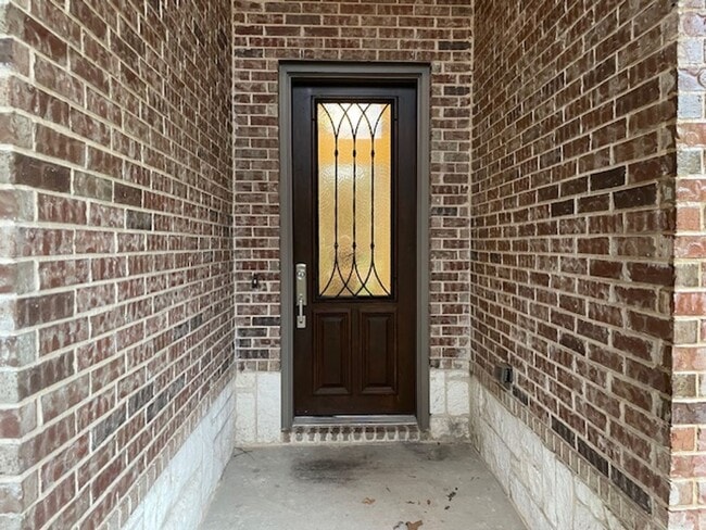 Building Photo - 2403 Cabrillo Ln