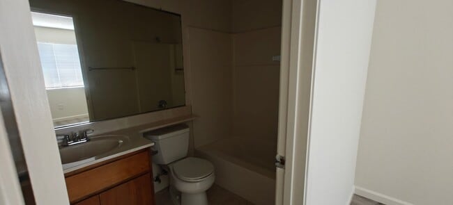 Building Photo - Bay Point  - 2 beds and 2 baths Second Floor Condo