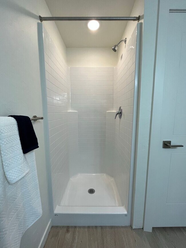 Building Photo - 4715 Lexington sky lane