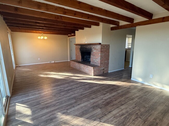 Building Photo - Horse Property in the East Mountains