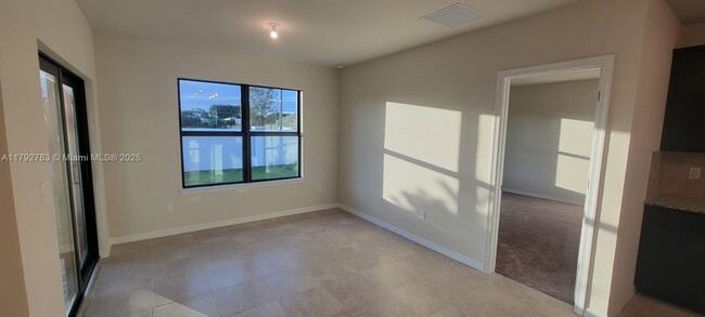Building Photo - 2941 Hibiscus Ave
