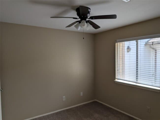 Building Photo - 7210 Thicket Trail Dr