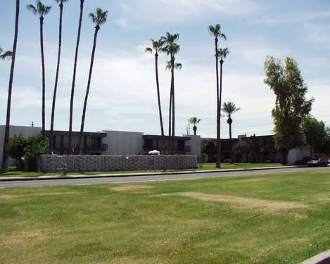 Building Photo - Hialeah Apartments