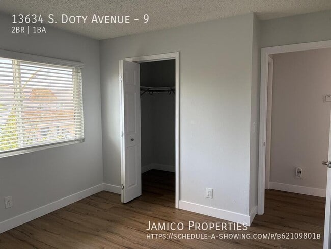 Building Photo - 13634 S Doty Ave