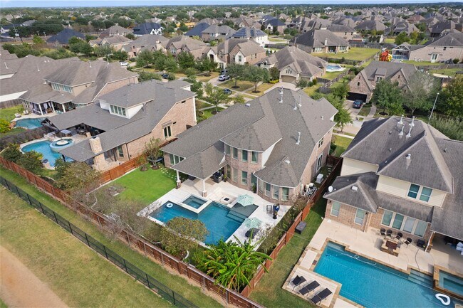 Building Photo - 16817 W Caramel Apple Trail