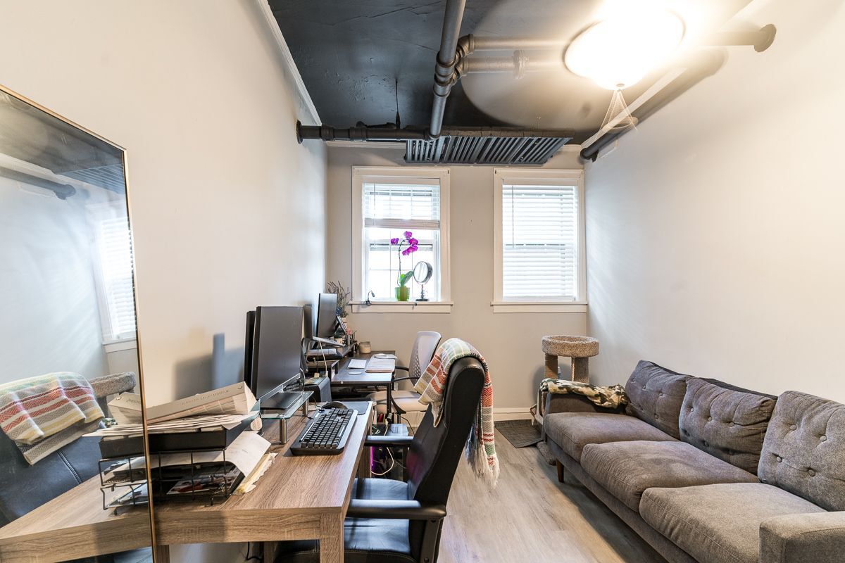 Building Photo - 7531 N Seeley Ave