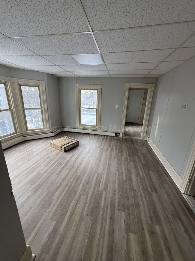 Building Photo - 16 Belmont Ave