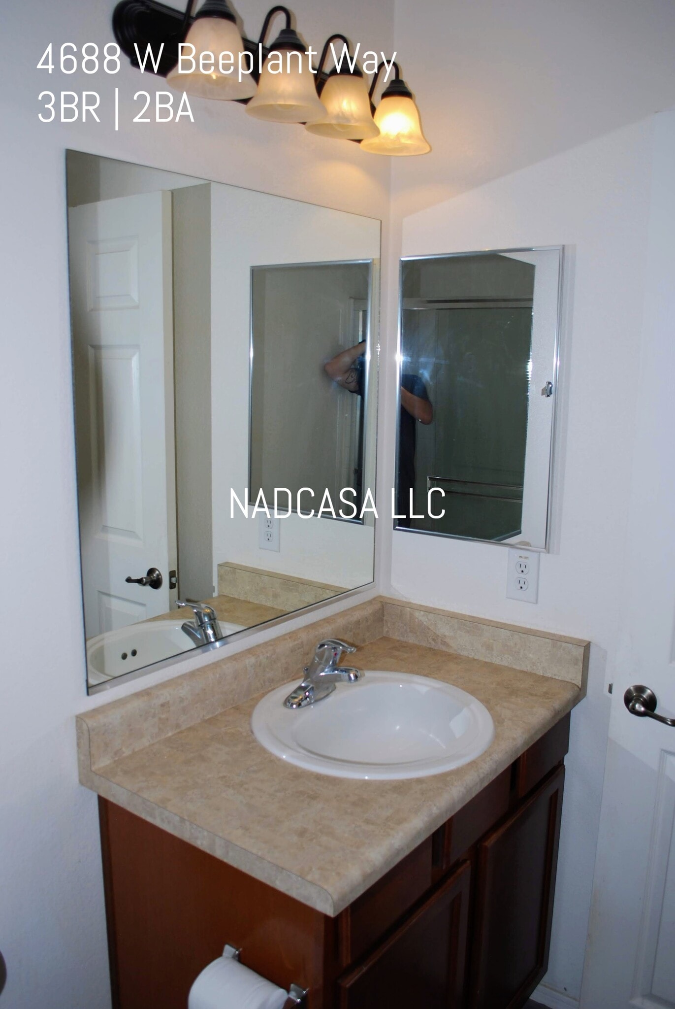 Building Photo - 4688 W Beeplant Way