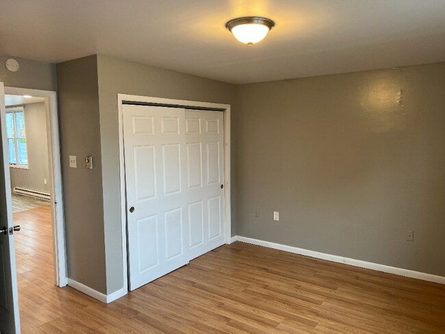 Building Photo - 239 Nesbitt St