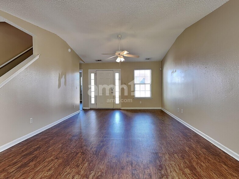 Building Photo - 67 Corsair Cir