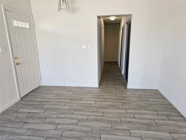 Building Photo - 3905 Starflower