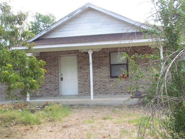 Building Photo - 108 Timber Ln