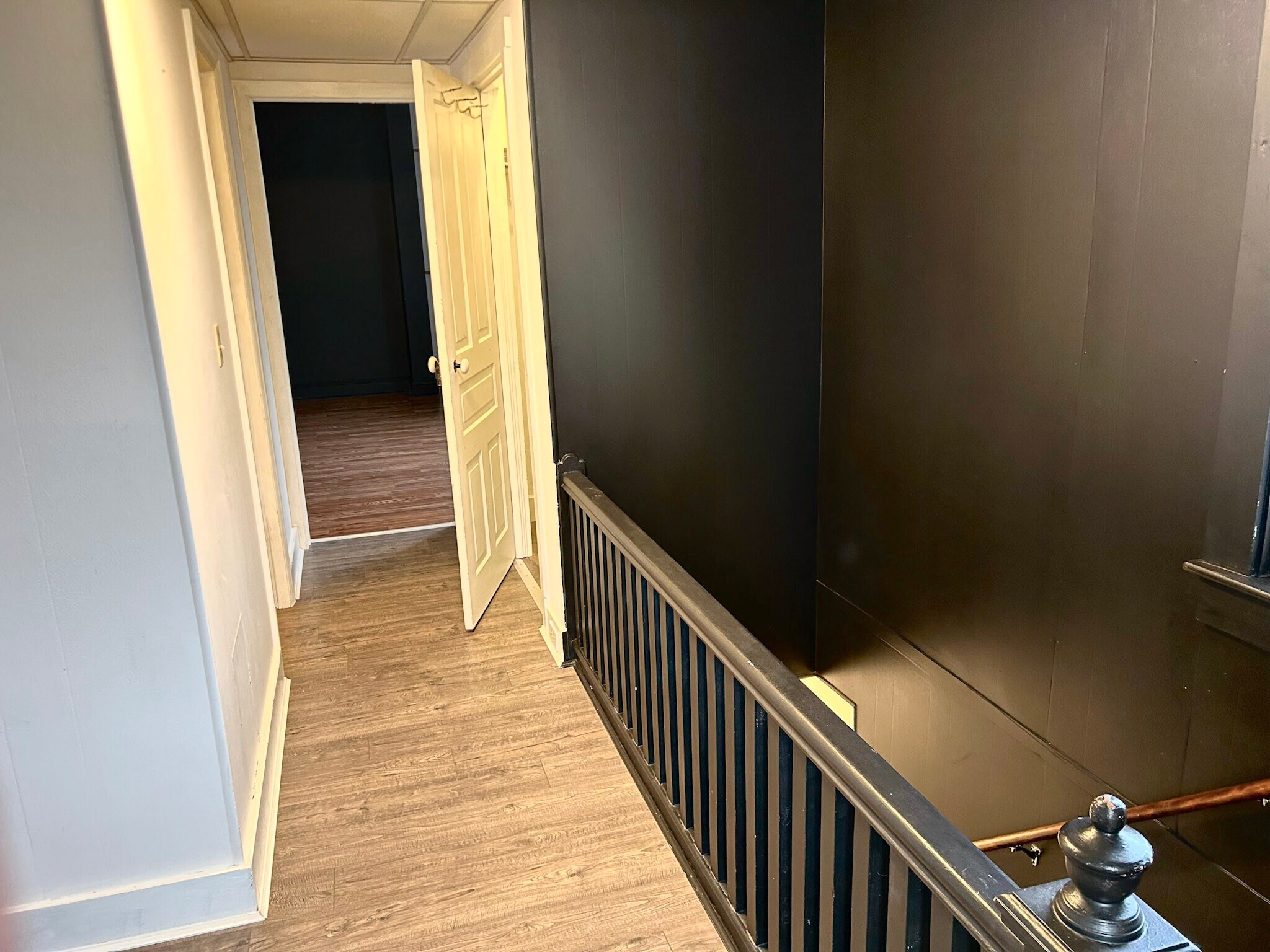 Building Photo - 302 S State St