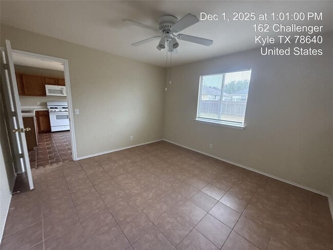 Building Photo - 152 Challenger