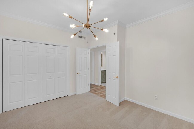 Building Photo - Gated Community In The Heart of Buckhead.