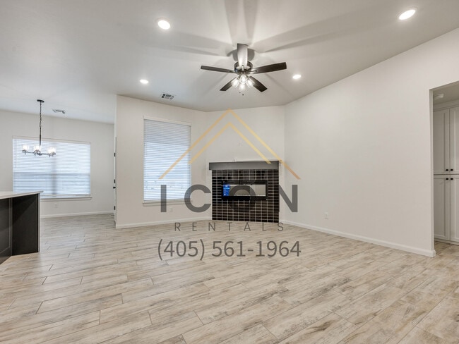 Building Photo - 5108 SE 85th St