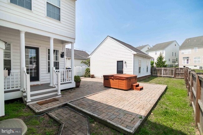 Building Photo - 2548 Port Potomac Ave