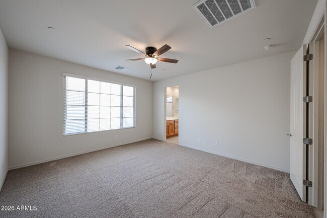 Building Photo - 13514 W Calle De Baca