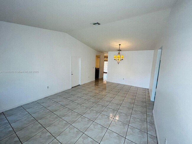 Building Photo - 16244 SW 95th St