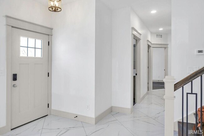 Building Photo - 1104 N Grant St