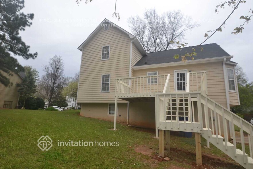 Building Photo - 4200 Pullman Ln