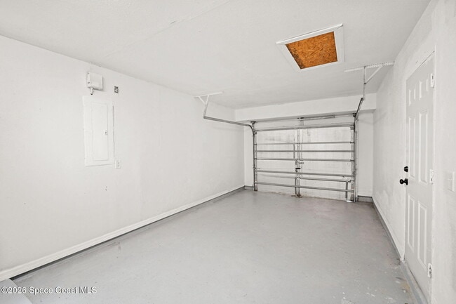 Building Photo - 983 Tacaro Ave SE