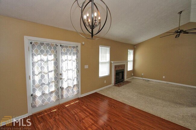 Building Photo - 2979 Sentinel Cir