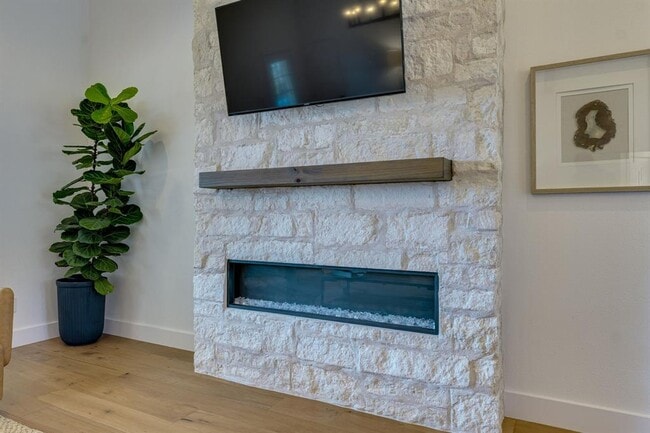 Building Photo - 24236 Spur Trail