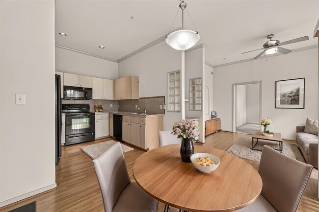 Building Photo - 1441 East St