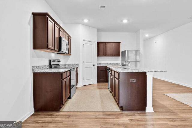 Building Photo - 354 Shepard Dr