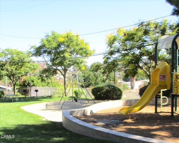 Building Photo - 4755 Templeton St